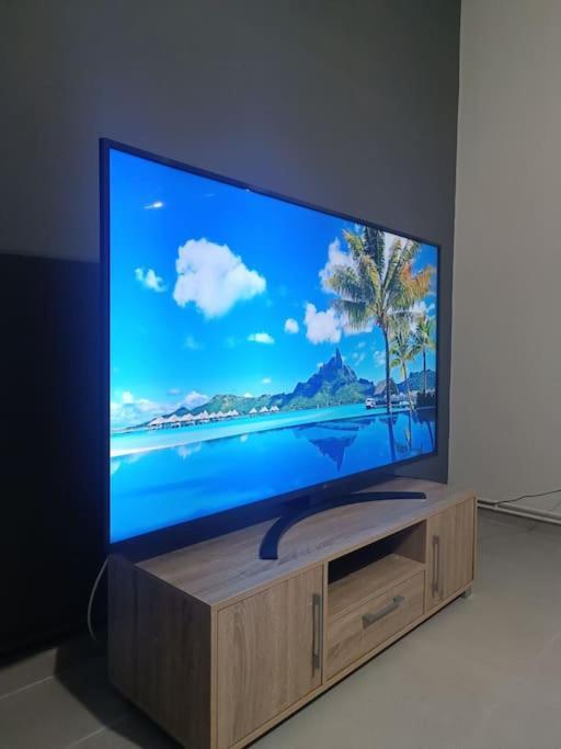 Apartamento House Of Diamond Kirra Exterior foto